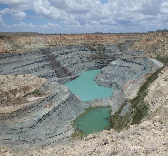 Minister moves to reopen Ellendale diamond mine and avoid environmental costs